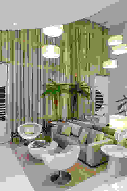 Arquiteto Aquiles Nícolas Kílaris Modern living room Beige