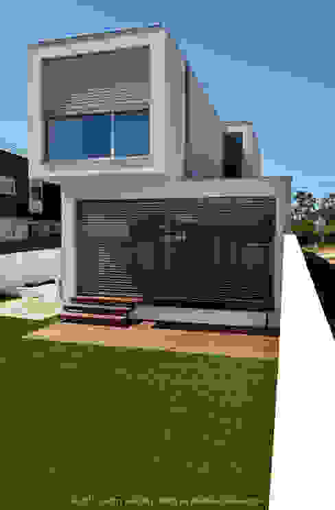 The Black And White And Bold House Homify Homify