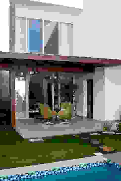 Casa que parece sencilla, pero el interior es sensacional... | homify