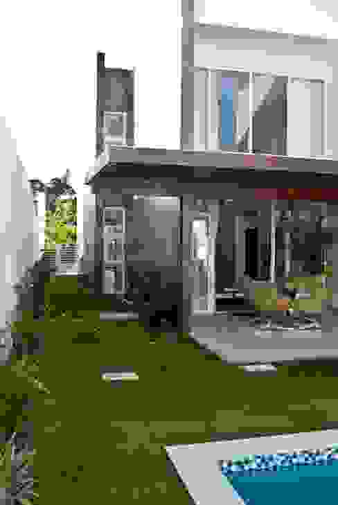 Casa que parece sencilla, pero el interior es sensacional... | homify