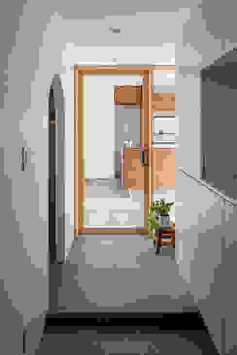 玄関土間でつくる現代的でおしゃれな玄関インテリア15選 Homify 玄関土間でつくる現代的でおしゃれな玄関インテリア15選 Homify