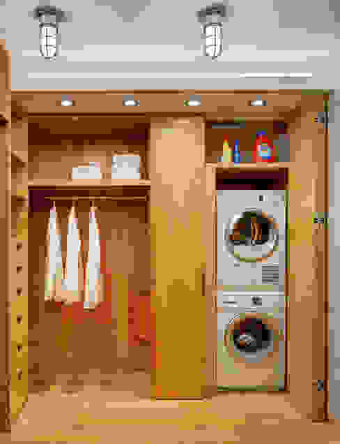 Dressing Room with Laundry Closet Lilian H. Weinreich Architects رختکن نی/ بامبو