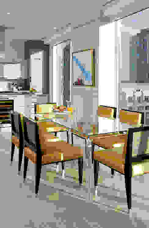Kitchen Dining Douglas Design Studio Classic style kitchen