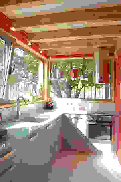 Uma Casa Pre Fabricada Muito Original De 76 M2 Homify Homify