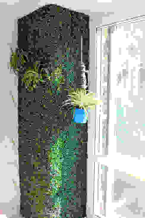 A & G apartment at Southwest Delhi Grecor Rustic style garden