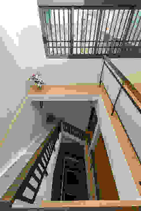 南投埔里长型街屋: 有天井的现代乡村风住宅