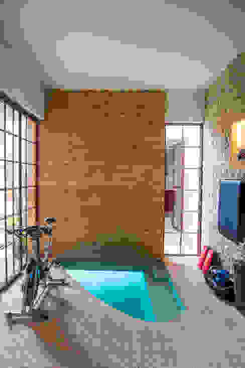 Taller Estilo Arquitectura Colonial style gym