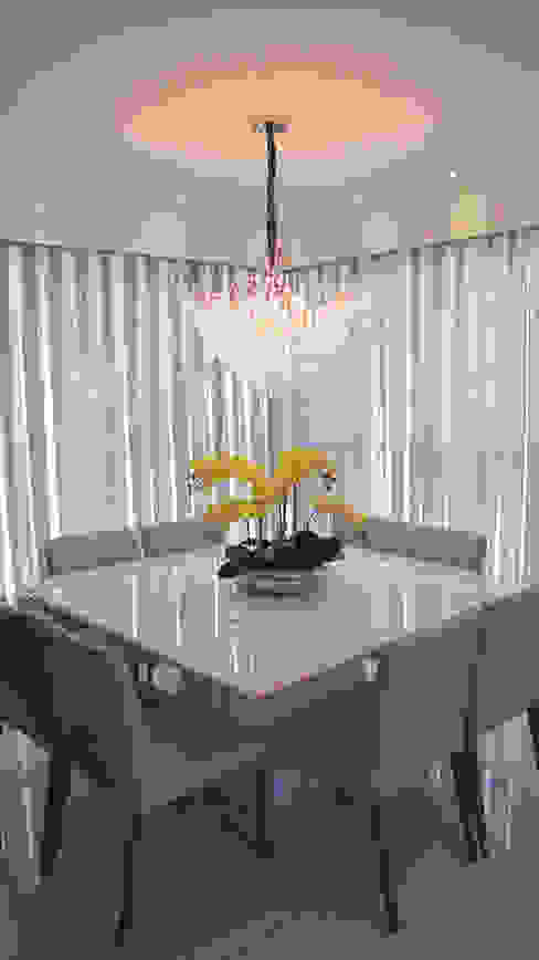 Sala de jantar PANORAMA Arquitetura & Interiores Salas de jantar ecléticas