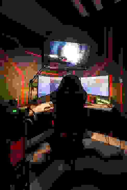 Incrivel Transformacao De Escritorio Antigo Em Quarto Gamer Em Sao Paulo Homify Quarto de vídeo game moderno para adolescentes e adultos. quarto gamer
