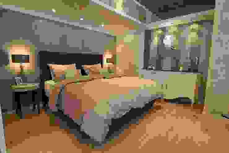 Eclectic style bedroom by Egger´s Einrichten INETRIOR DESIGN Eclectic