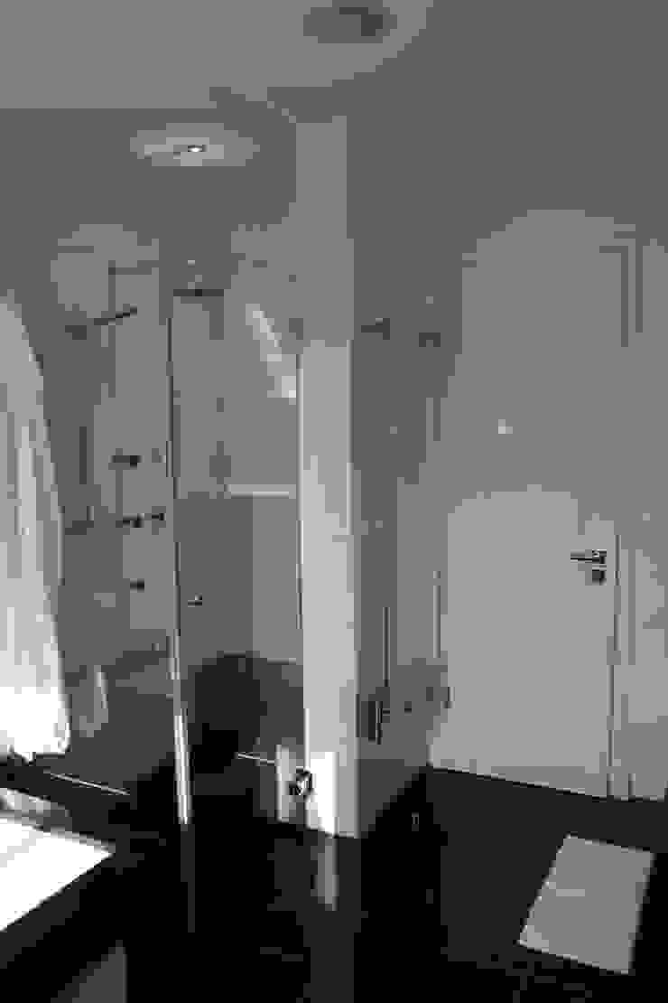 Wagner Möbel Manufaktur GmbH & Co. KG Baños de estilo moderno