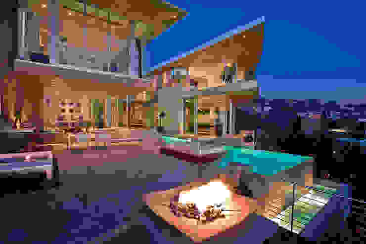 Wagner Möbel Manufaktur GmbH & Co. KG Modern balcony, veranda & terrace