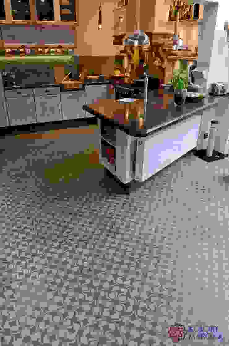 Kolory Maroka Mediterranean style kitchen