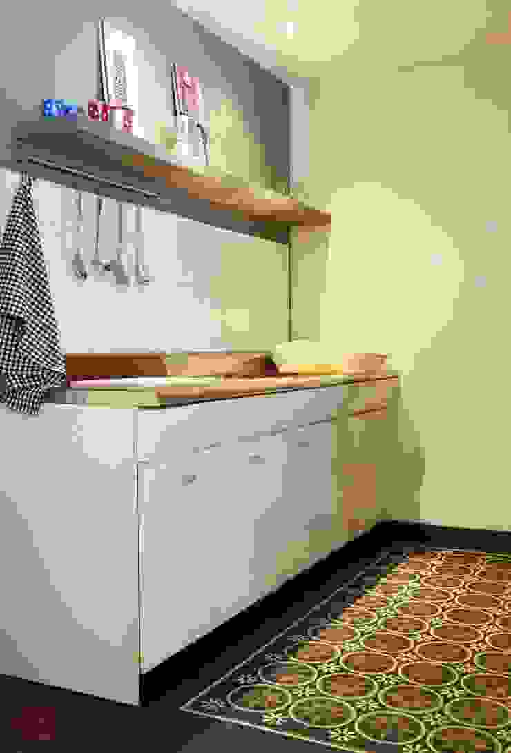 Kolory Maroka Mediterranean style kitchen