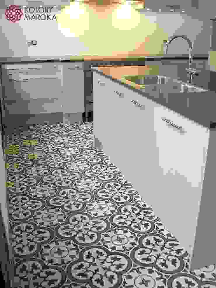 Kolory Maroka Mediterranean style kitchen