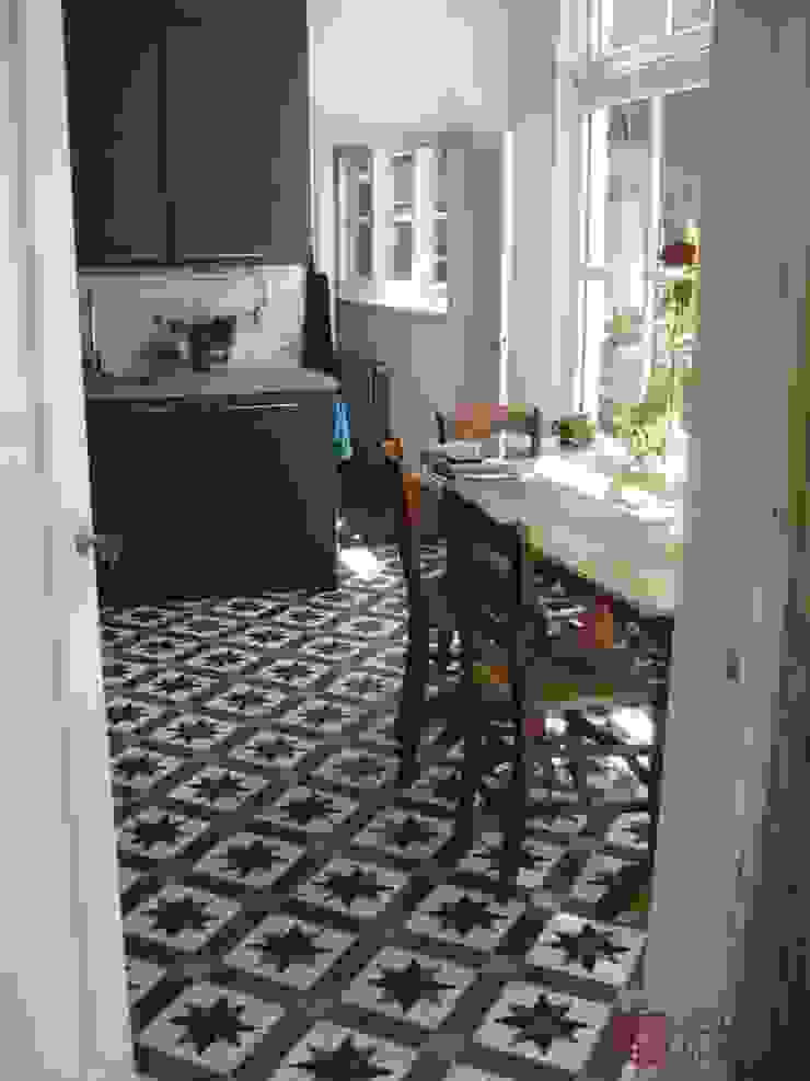 Kolory Maroka Mediterranean style dining room