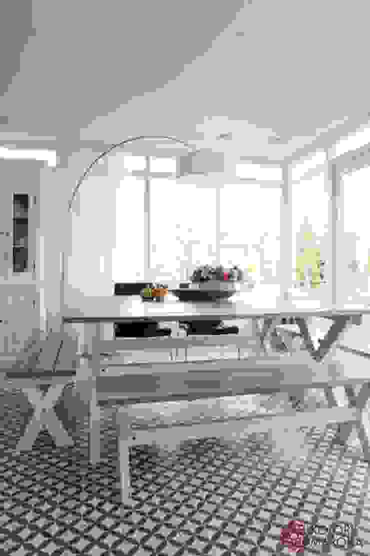 Kolory Maroka Mediterranean style dining room