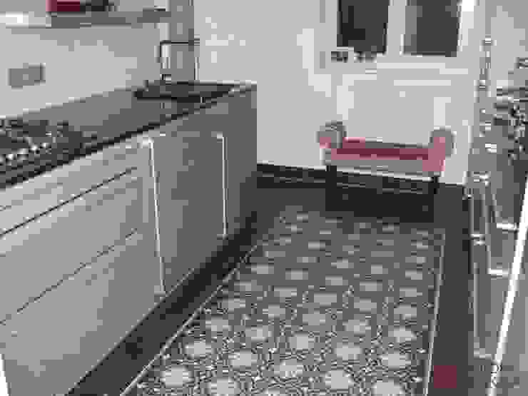 Kolory Maroka Mediterranean style kitchen