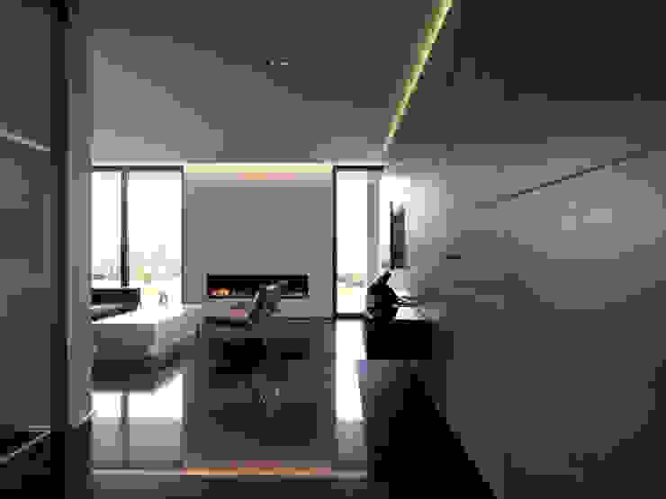 Hassel | Luxemburg LEICHT Küchen AG Moderne Wohnzimmer