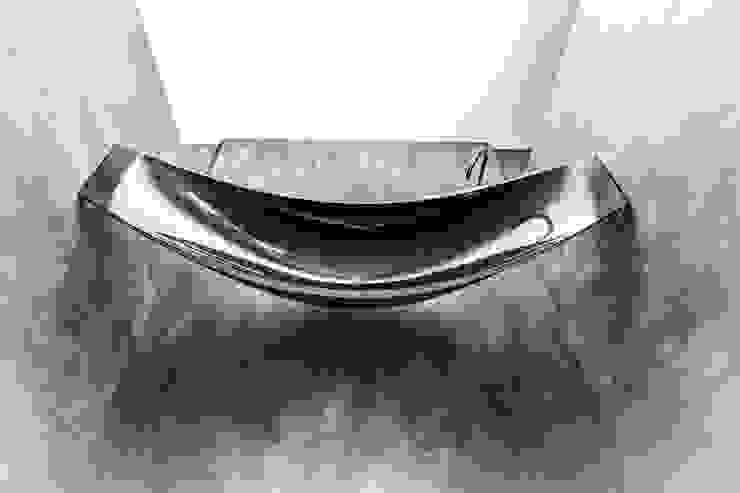 Badewanne Objekte hängend: industriell  von Design by Torsten Müller,Industrial   