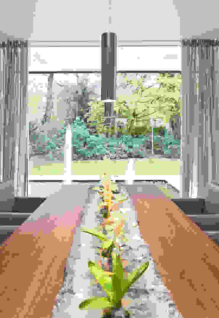 Modern dining room by schulz.rooms Modern