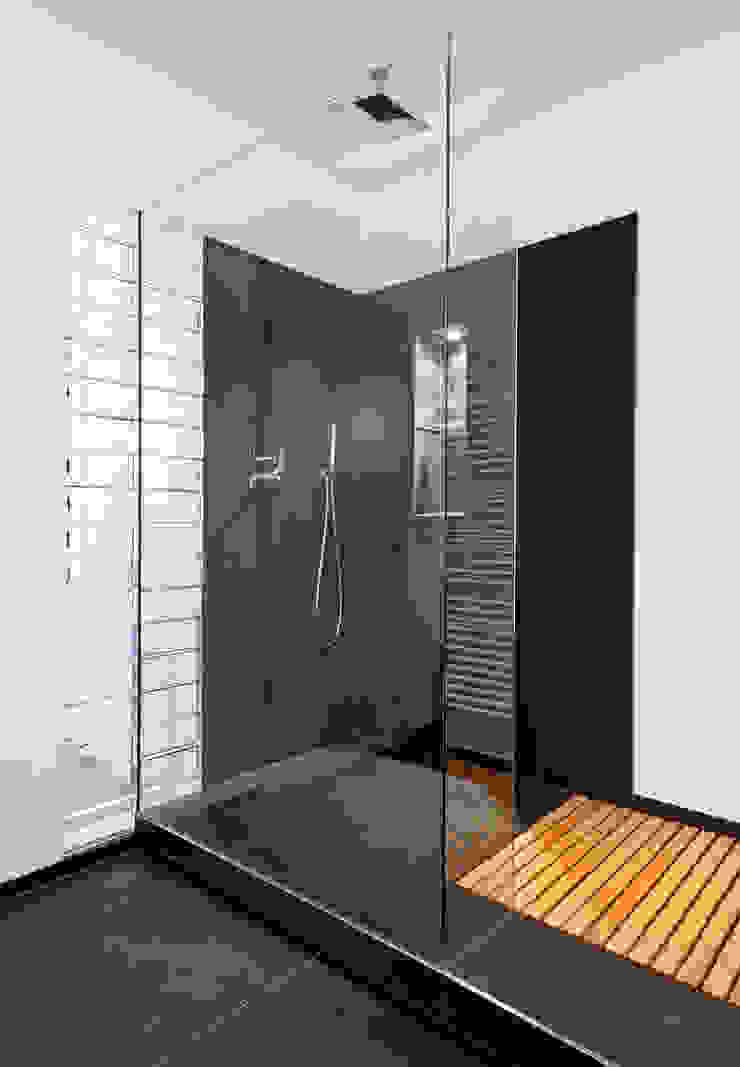 Modern bathroom by schulz.rooms Modern