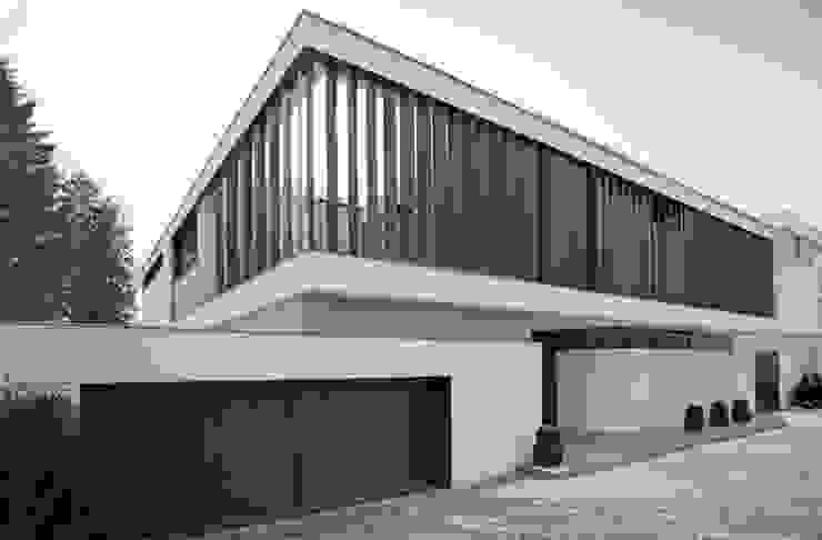 mit Schwung homify Moderne Häuser