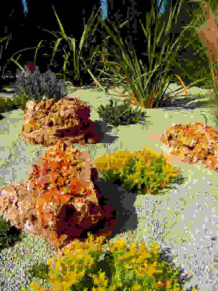 Ametlla de Mar, Simbiosi Estudi Simbiosi Estudi Mediterranean style garden Accessories & decoration