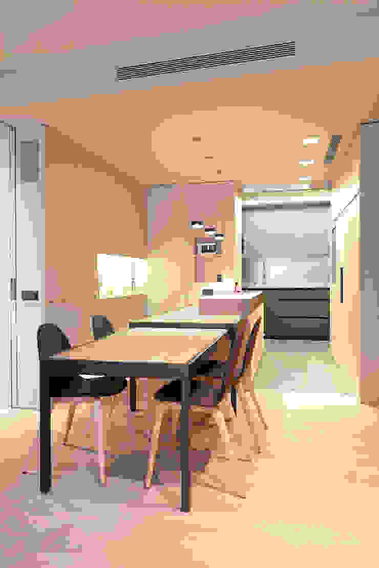Coblonal Arquitectura Sala da pranzo moderna
