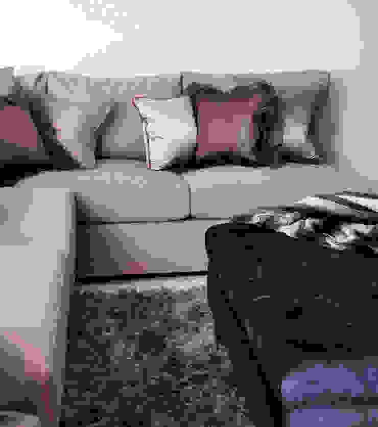 Buckland Crescent Living in Space Living roomAccessories & decoration