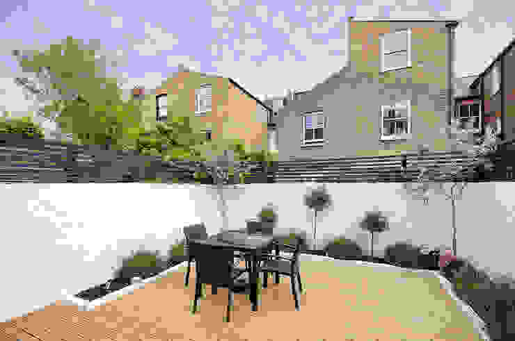 Fulham 2 MDSX Contractors Ltd Сад