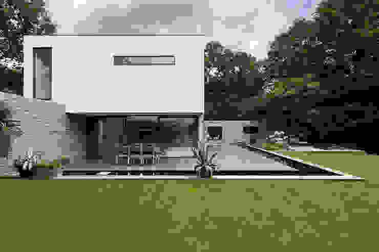 AR Design Studio- Abbots Way AR Design Studio Rumah Modern
