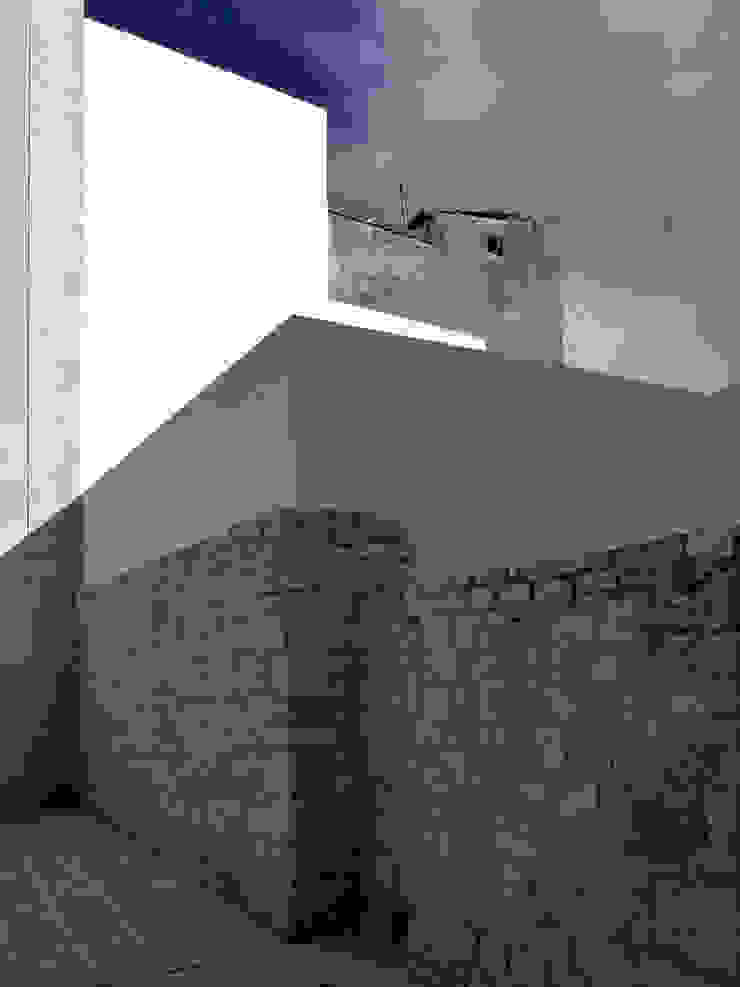 CM house Casas mediterrâneas por (dp)ªSTUDIO Mediterrâneo