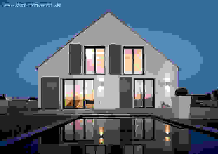 homify 360° Generalsanierung eines Einfamilienhauses in Regensburg