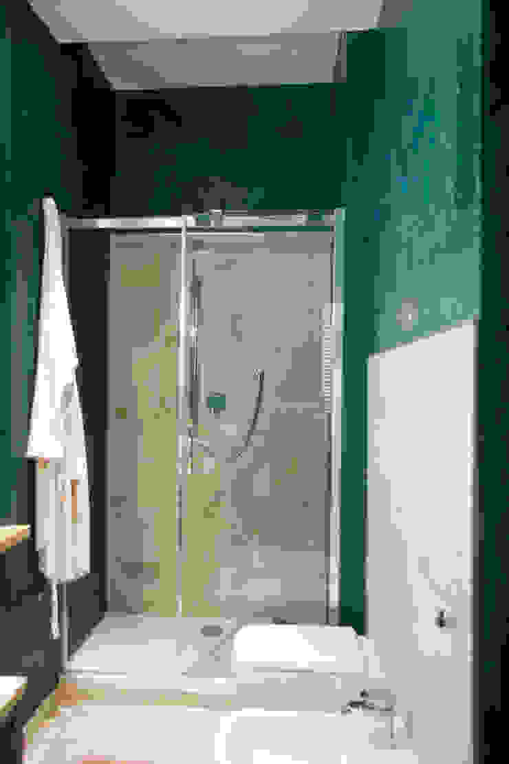 Casas de banho modernas por msplus architettura Moderno