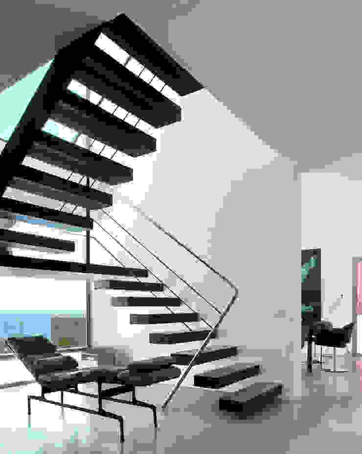 House at Andratx Corredores, halls e escadas minimalistas por Octavio Mestre Arquitectos Minimalista