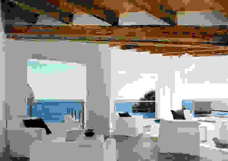 House at Andratx Varandas, marquises e terraços minimalistas por Octavio Mestre Arquitectos Minimalista