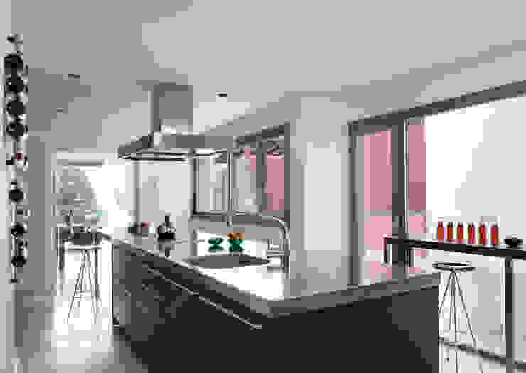 House at Andratx Cozinhas minimalistas por Octavio Mestre Arquitectos Minimalista