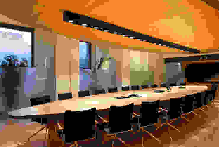 Open Society By Fustacolor Sl Homify