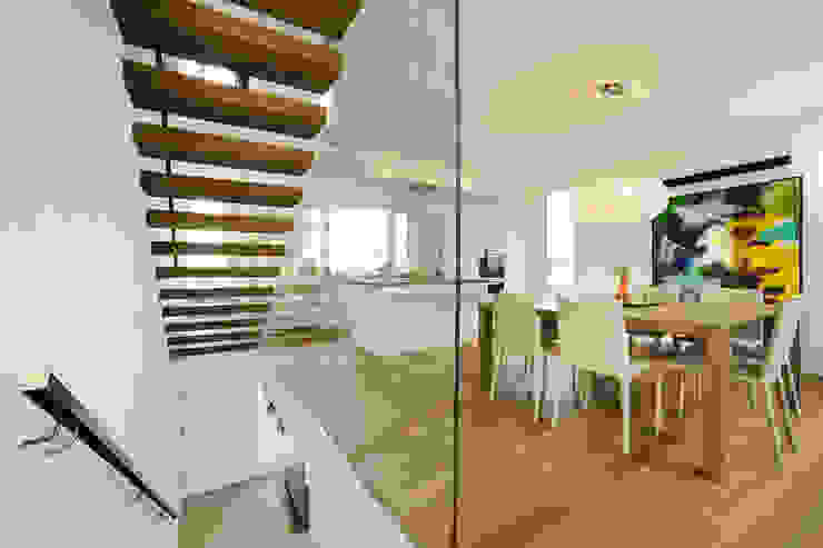 Spaett Architekten GmbH Pasillos, vestíbulos y escaleras modernos