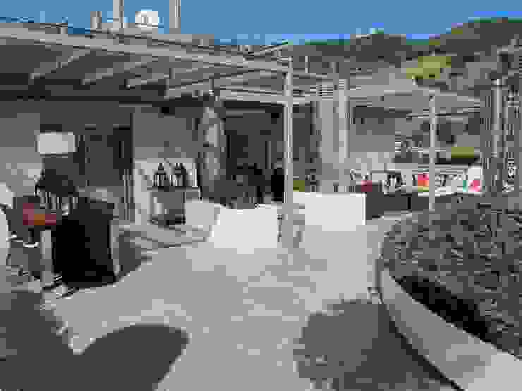 Sky terrace CONILLAS - exteriors Balcony, veranda & terrace