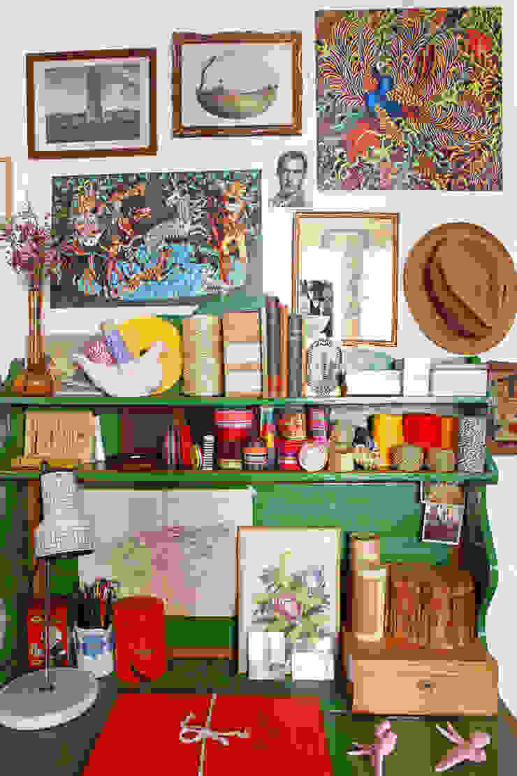 Escritórios mediterrânicos por Casa Josephine Mediterrânico