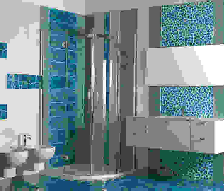 homify Mediterranean style bathroom Stone Turquoise