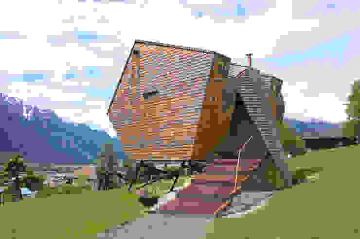 Aberjung Design Agency Casas modernas