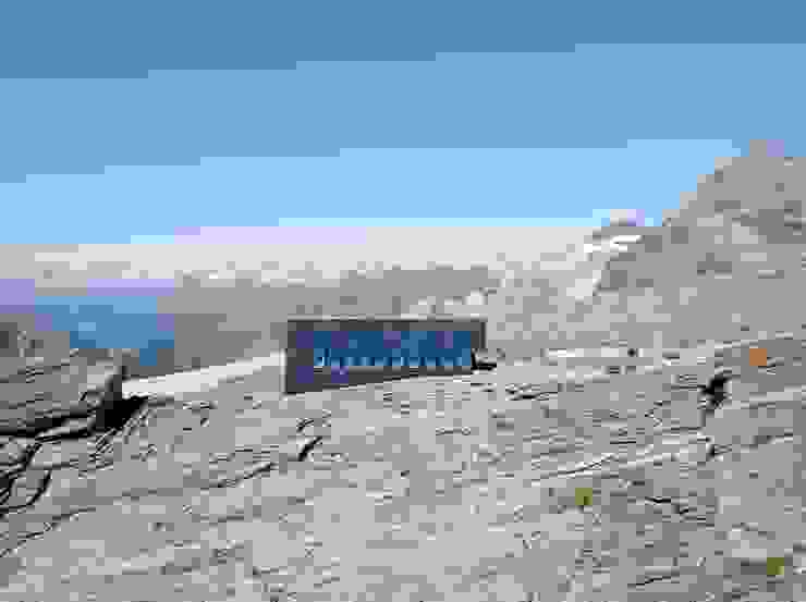 New mountain hut at Tracuit savioz fabrizzi architectes Proyectos comerciales