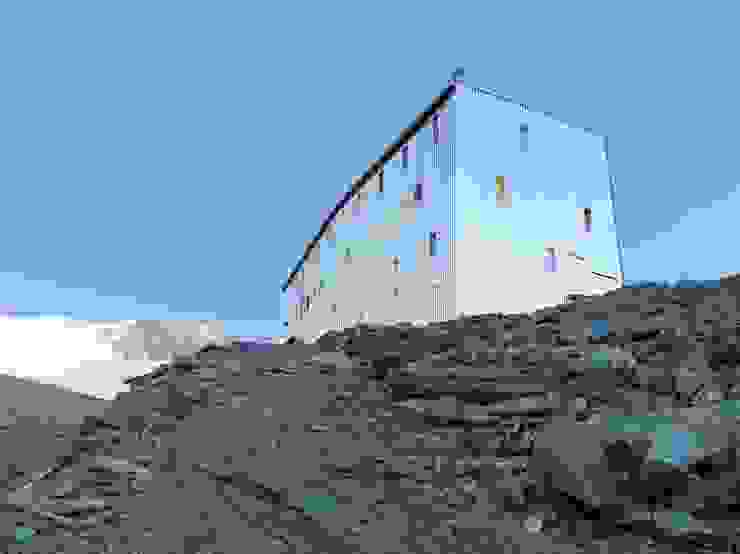 New mountain hut at Tracuit savioz fabrizzi architectes Proyectos comerciales