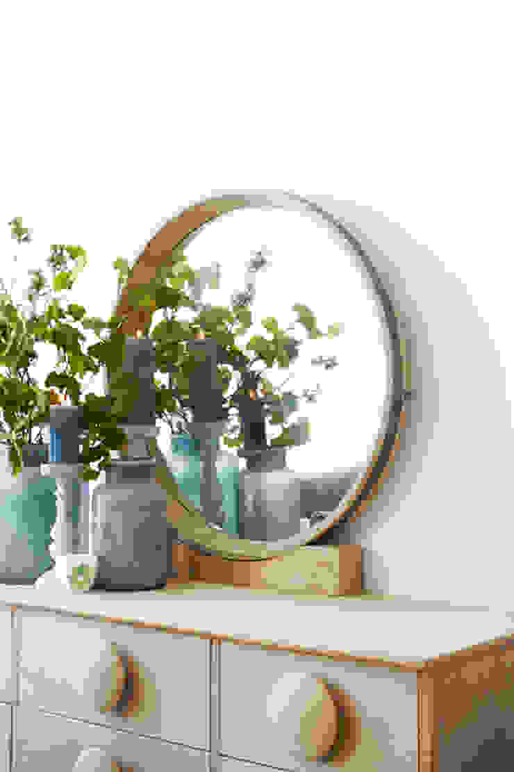 Moderne Wohnzimmer von Braxton Home Collection Modern