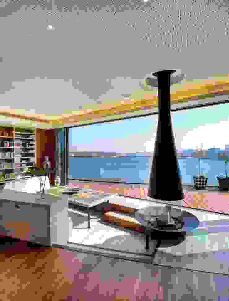 Salas de estar modernas por baustudio kastl Moderno