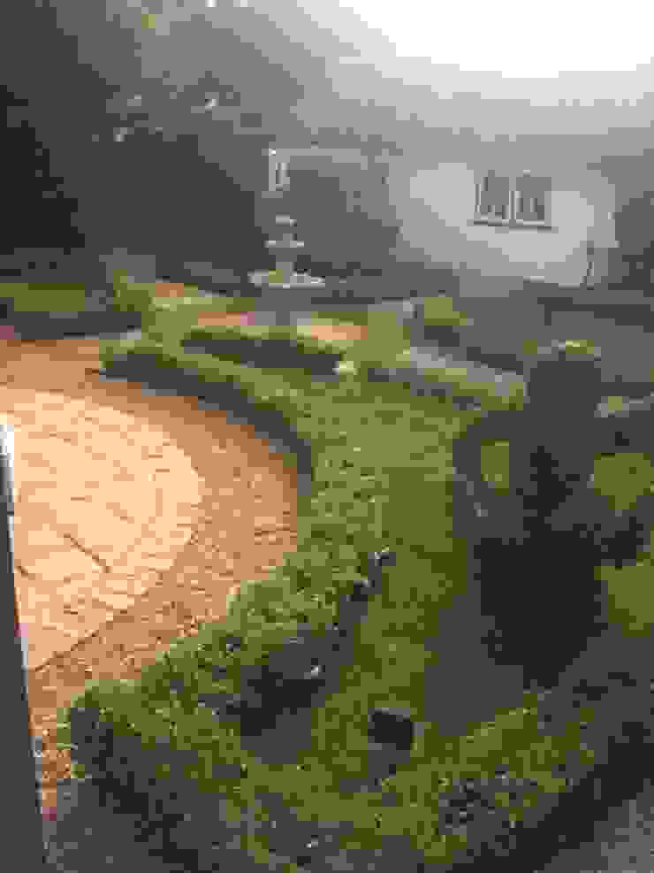 Heavenly Planting Garden design ideas by Cool Gardens Landscaping