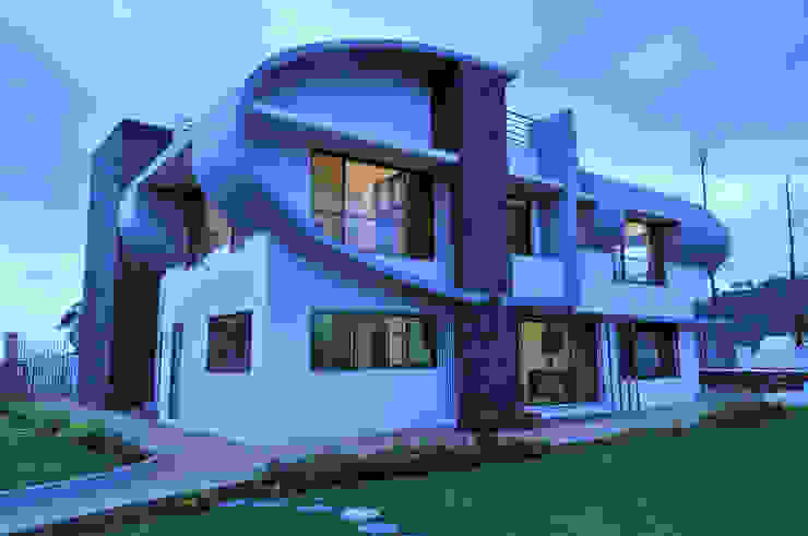 A DREAM OUTHOUSE FORM SPACE N DESIGN ARCHITECTS Modern houses